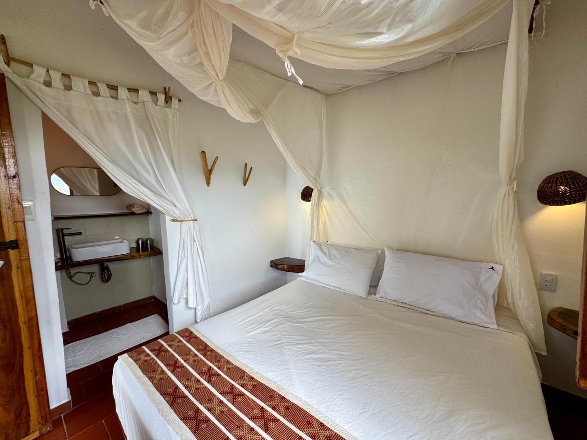 Mundo Nuevo Eco Lodge ミンカ エクステリア 写真